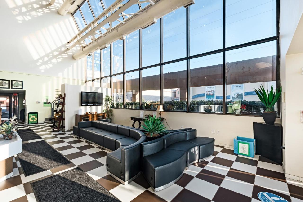 The Atrium Resort, Virginia Beach By Vacatia Exterior photo